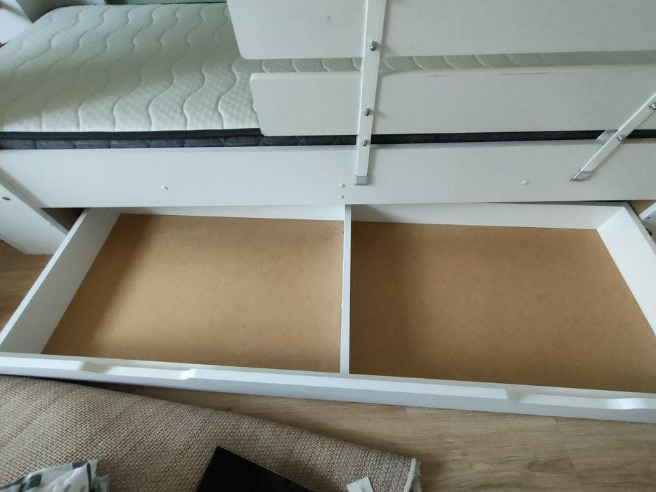 Двуетажно детско легло