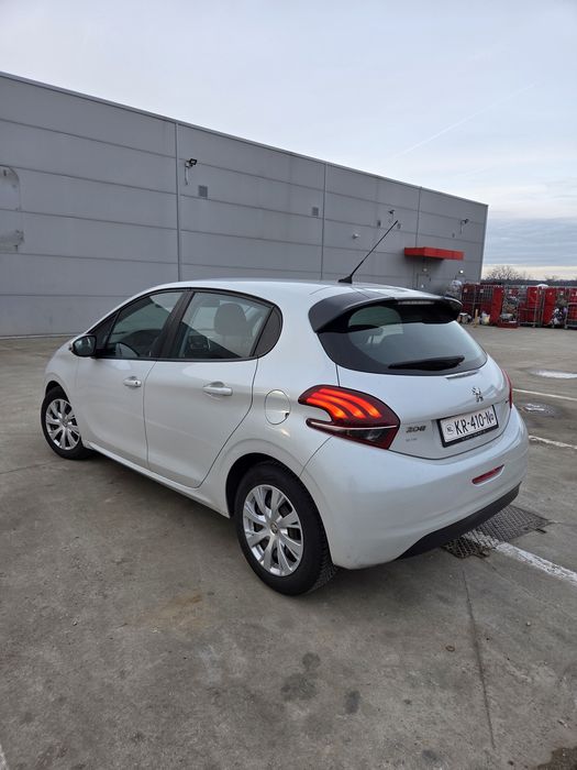 Peugeot 208 automat