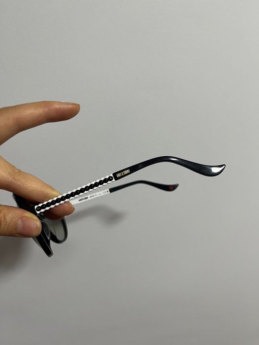 Очки Moschino солнцезащитные MO765