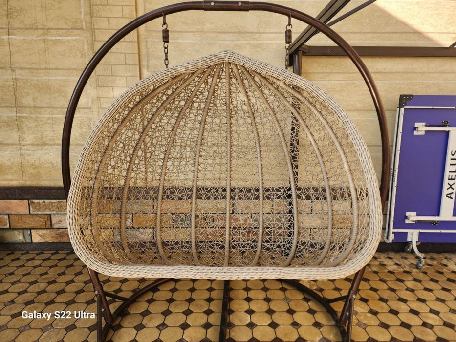 Кресло-качели для дома — прочное и удобное