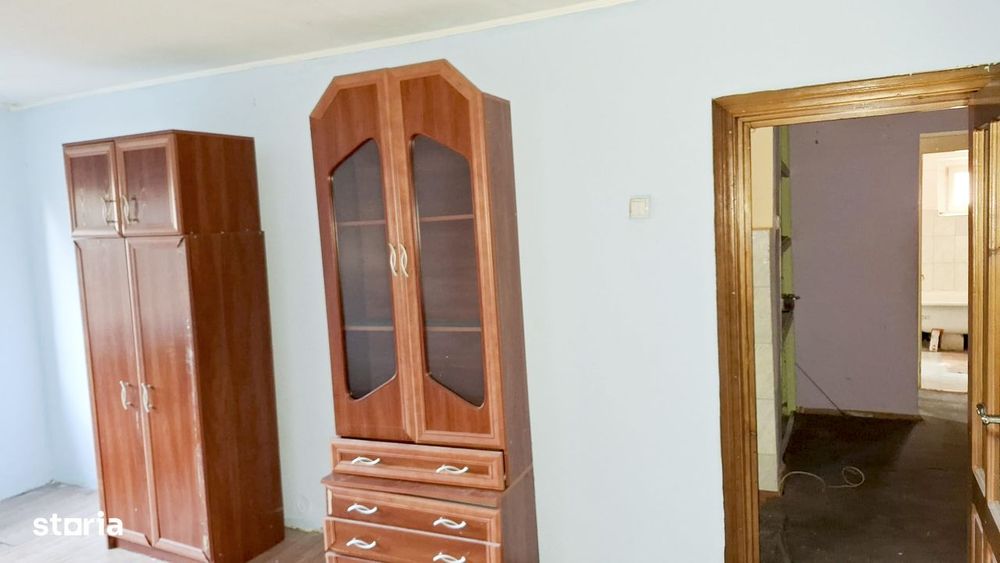 Apartament  2 camere, nerenovat,  Rădăuți