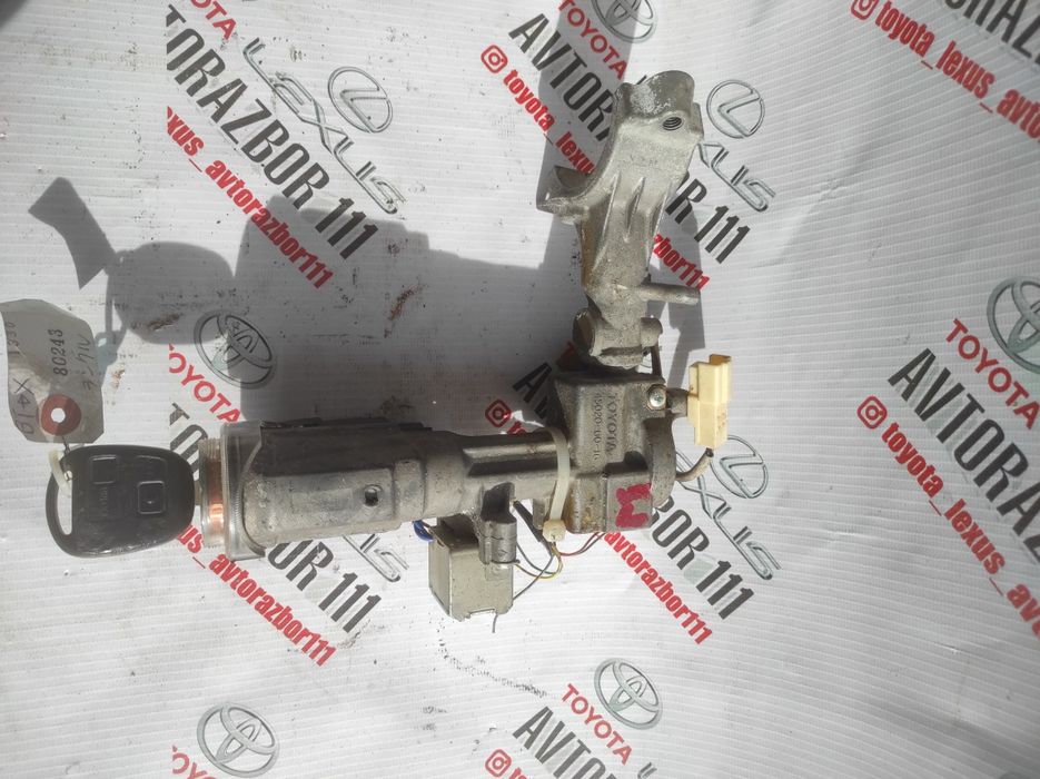 Замок зажигания Toyota Land Cruiser 100