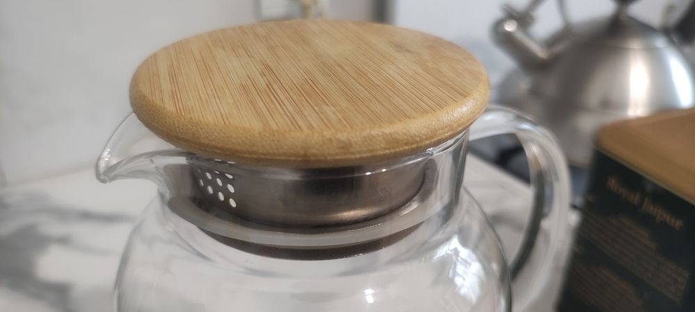 Продам стеклянный чайник