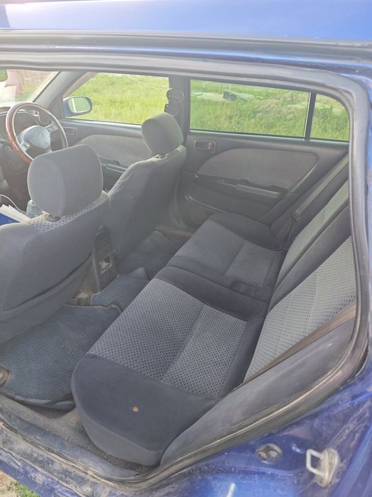 Продам машину Toyota Caldina 1996