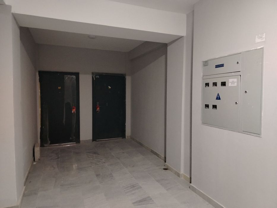 Чирчик ш. 10 м/н Васмой бозор новостройка кирпичный дом 2/5/9 62 м²