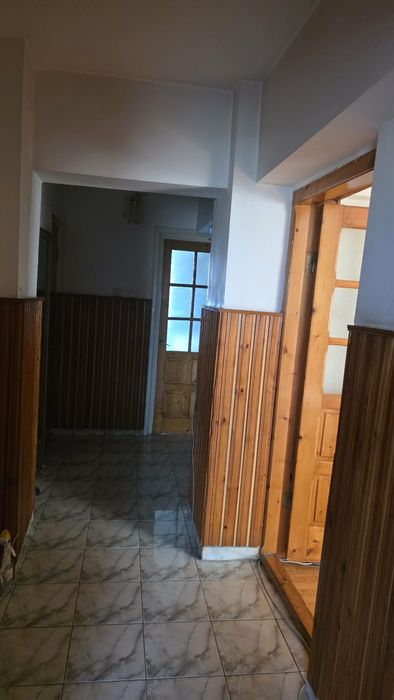 Apartament 2 camere decomandate 9 Mai Ciupercute