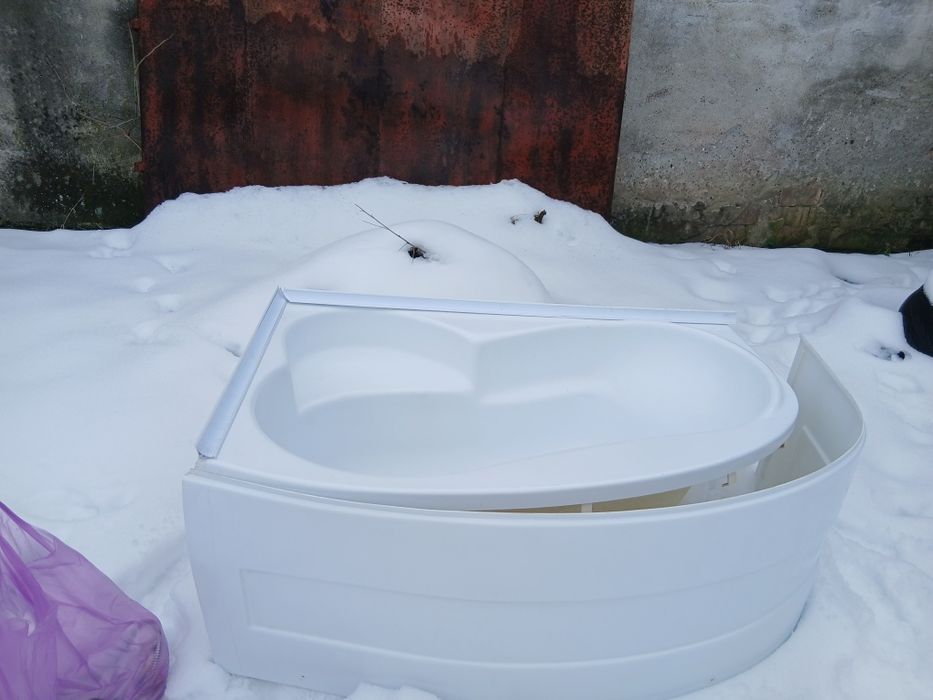 Cada de baie pe colt140 x80