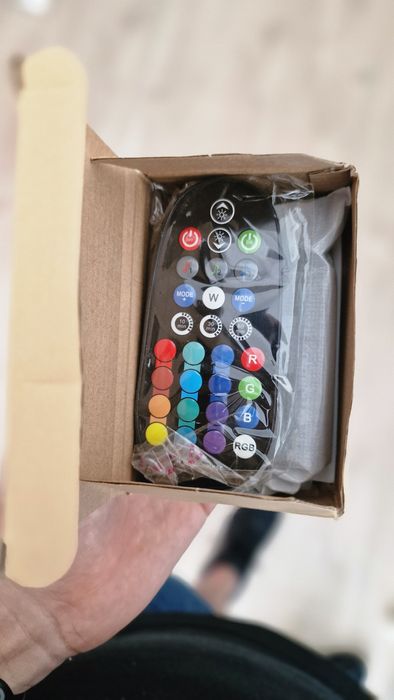 Controler RGBW pentru bandă led