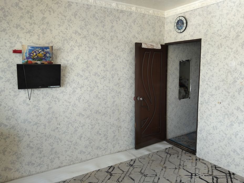 1 хона уй сотилади