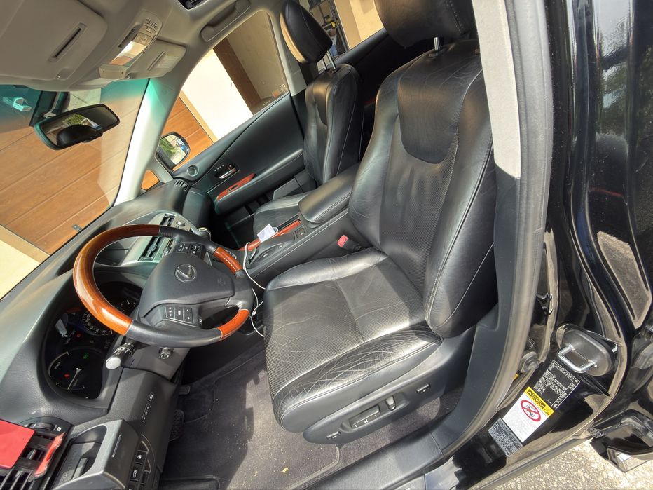 Lexus RX 450h 2011г 196500км