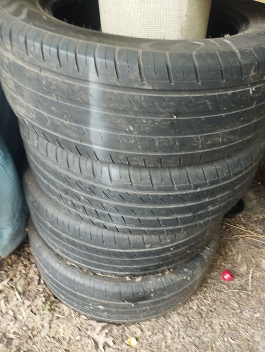 Продам Резину на 18