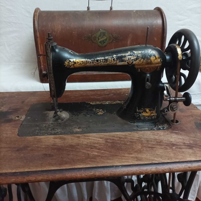 Антиквариат Зингер Швейная машинка рабочая