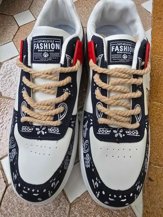 Adidași bărbați mărimea 42