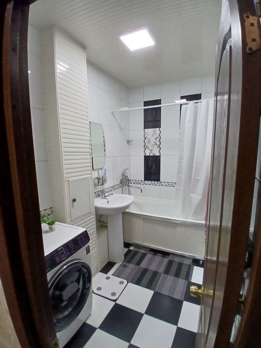 Продается 3х комнатная квартира массив Водник (RV33)