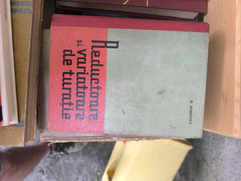 Cărți tehnice vechi