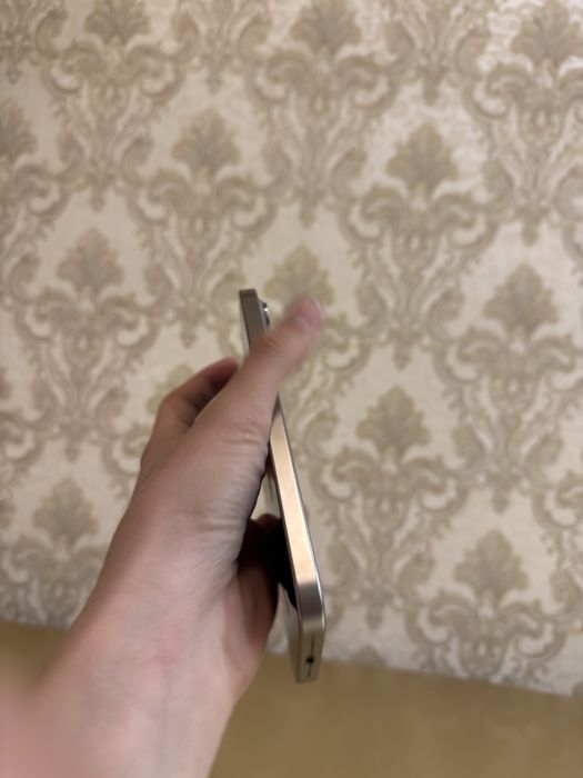 Iphone 15 Pro Max nasiya savdo bor