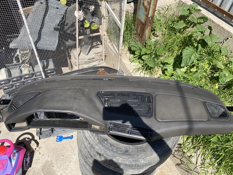 Обшивки дверные карты на bmw е 34 ресталинг