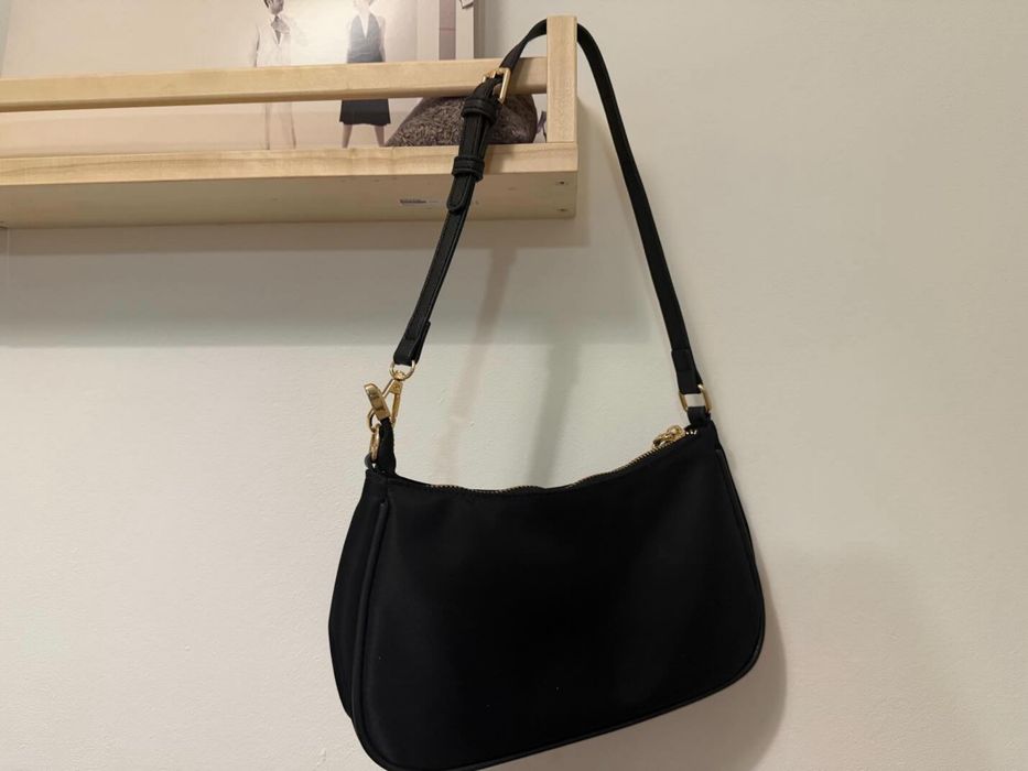 Дамска Чанта Guess