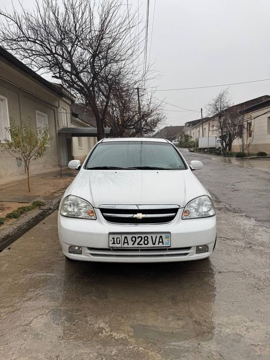 Lacetti 1.8 A/T 2009 gaz bor 100 talik