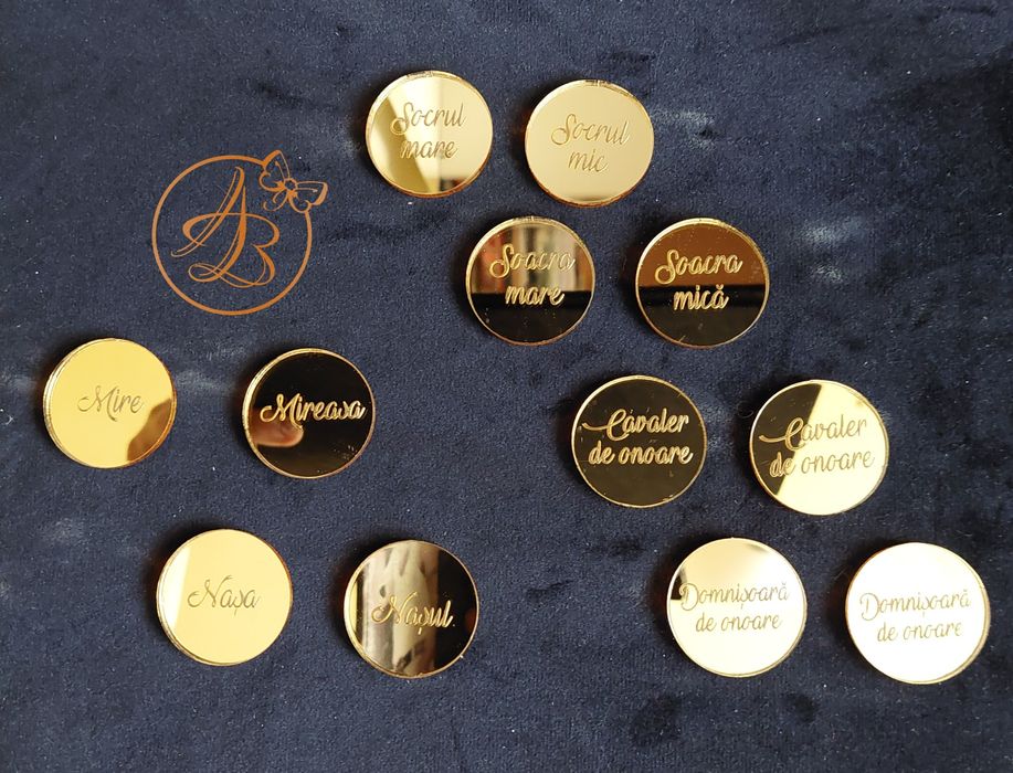 Cocarde, insigne nuntasi, din oglinda aurie sau argintie