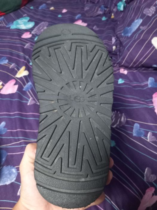 Papuci UGG + geanta zara noua