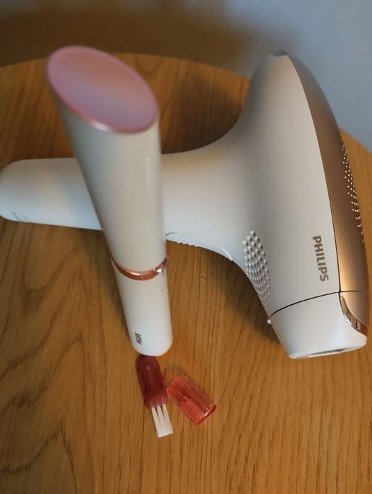 Фотоепилатор Philips Lumea