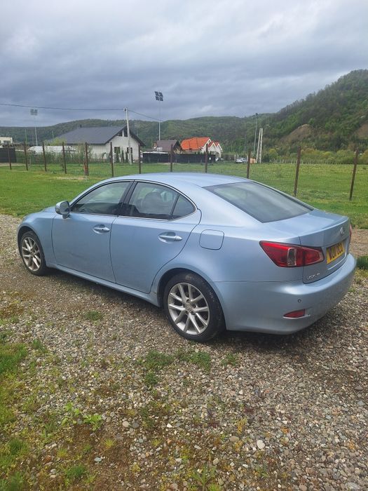 LEXUS IS 2011 — imagine 5