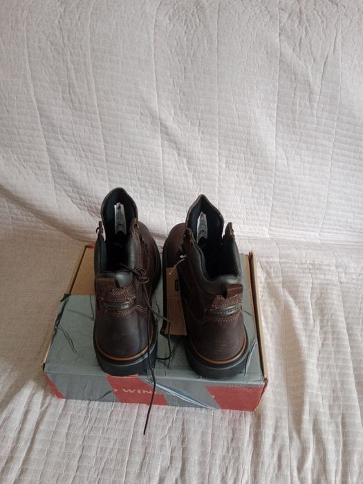 Продам  ботинки   Red   Wings    ТШО