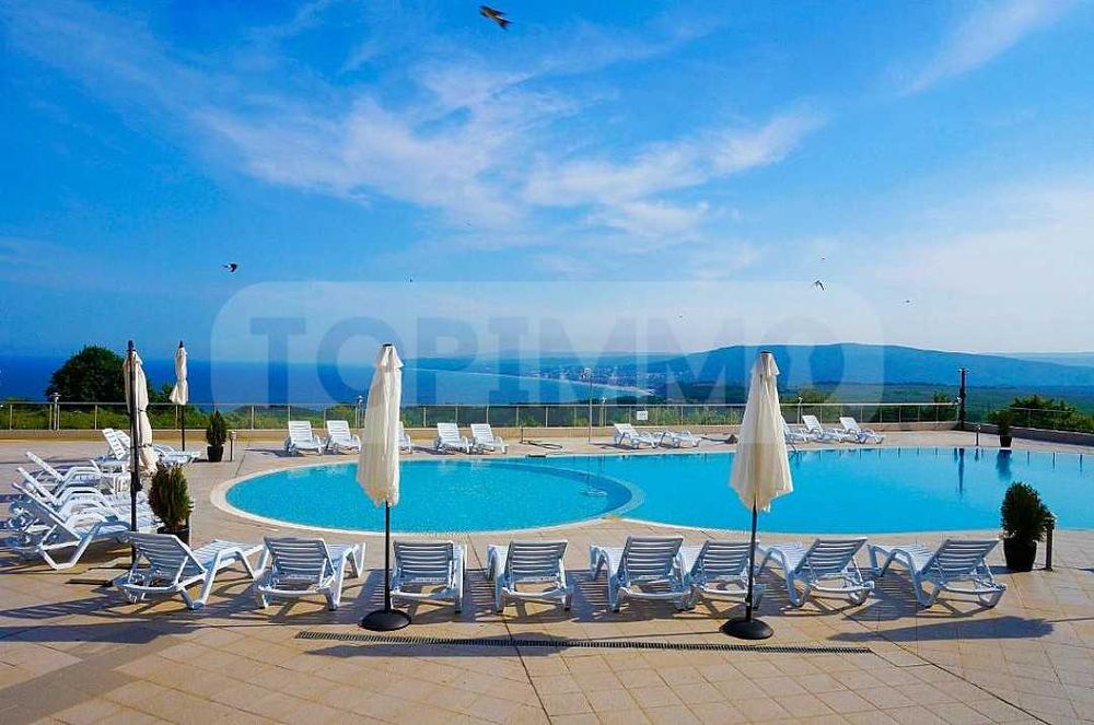 Продава се Двустаен апартамент в Бяла - 90 кв.м за 734 €/кв.м - Снимка #15