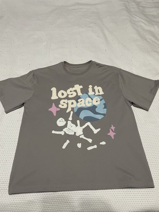 Футболка “Lost in space”