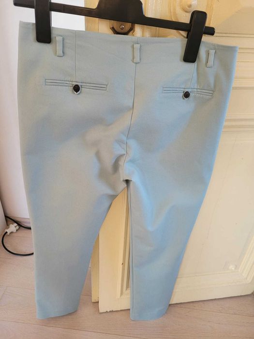 pantaloni bleu vernil de la Zara