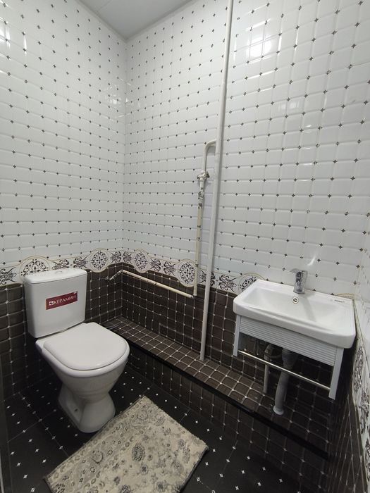 Своя Чилонзор-24. 2³/3/5 балкон 3*6,1*3 Грузинка 63 м² цена: 69.500