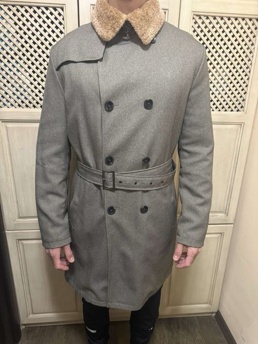 Палто/шлифер с подплата с цип на Zara