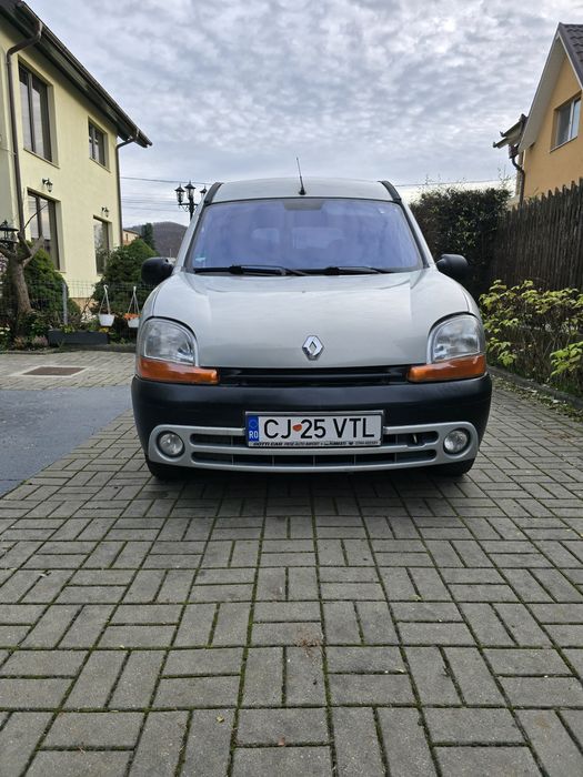 Renault Kangoo pentru transport persoane cu dizabilități