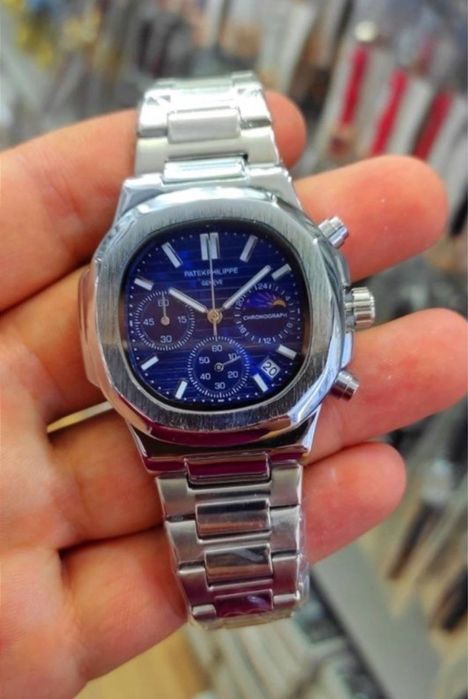 Наручные часы в ассортименте