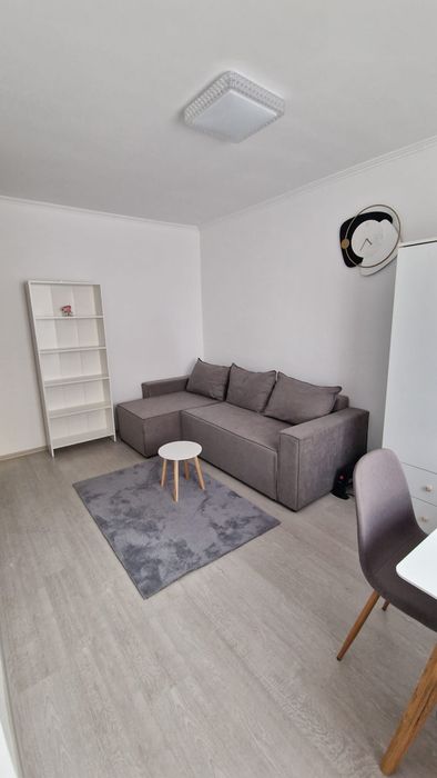 Închiriez garsoniera B-ul Closca