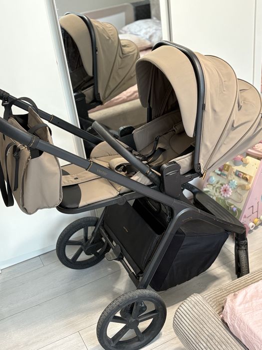 Бебешка количка Carrello Vector