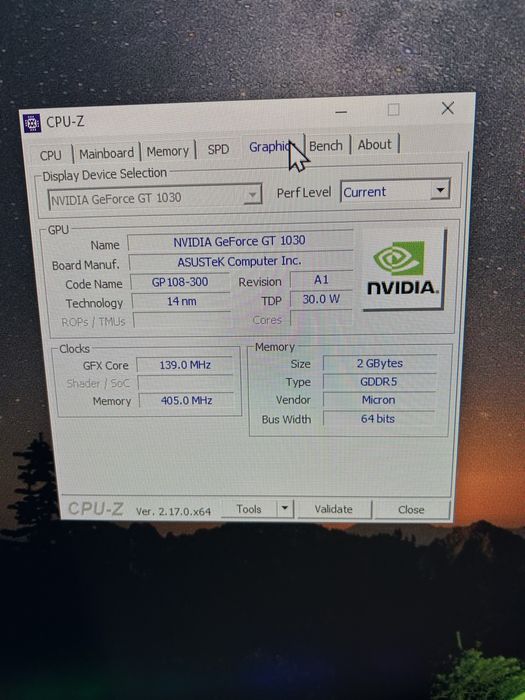 Настолен компютър – Xeon / 8GB RAM / 256GB SSD / GT 1030