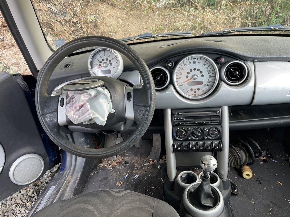 Mini Cooper one R56 1.6 90кс 2004г На Части