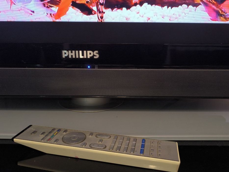 Продам LCD Philips Ambilight 32PF9541/10