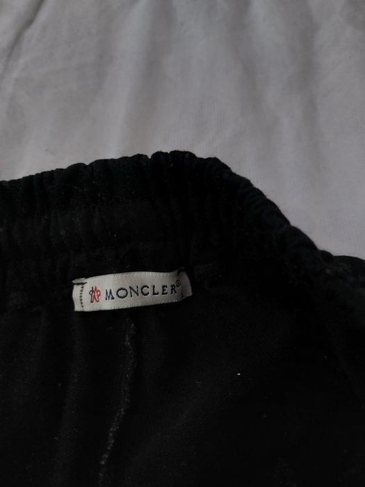 Moncler -  къси гащи