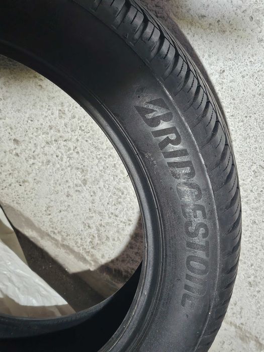 Гуми за автомобил - BRIDGESTONE (4бр.)