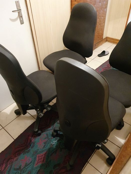 Офис - Столове !