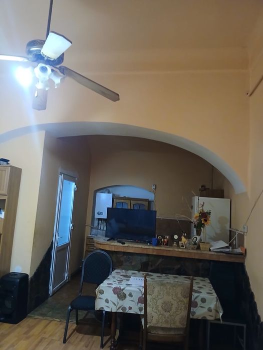 Vand casa in Aiud (centru )