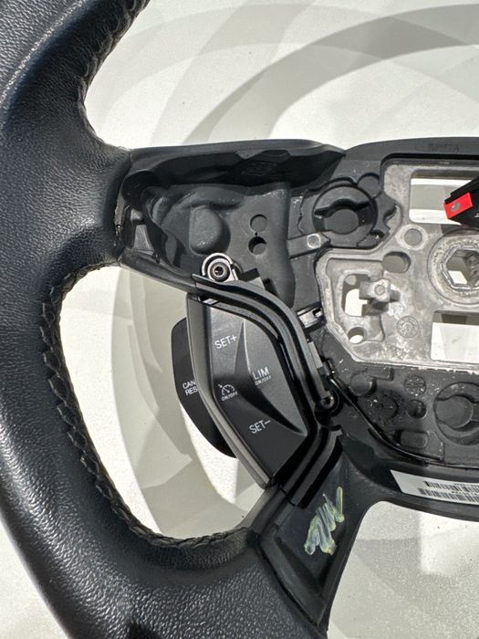 Ford Kuga,Focus кожен волан Форд Кюга,Фокус