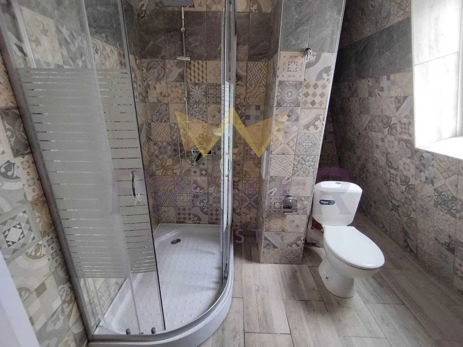 Дава се под наем Четиристаен апартамент в Варна, Чайка - 140 кв.м за 900 € - Снимка #11