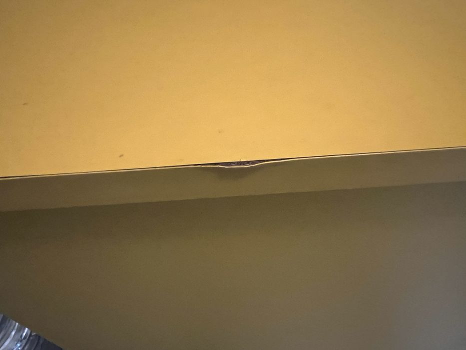 Голям шкаф за обувки