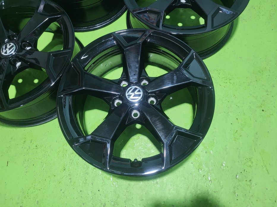 17 5x112  Vw Passat Tiguan Touran Caddy Golf лети джанти 5х112