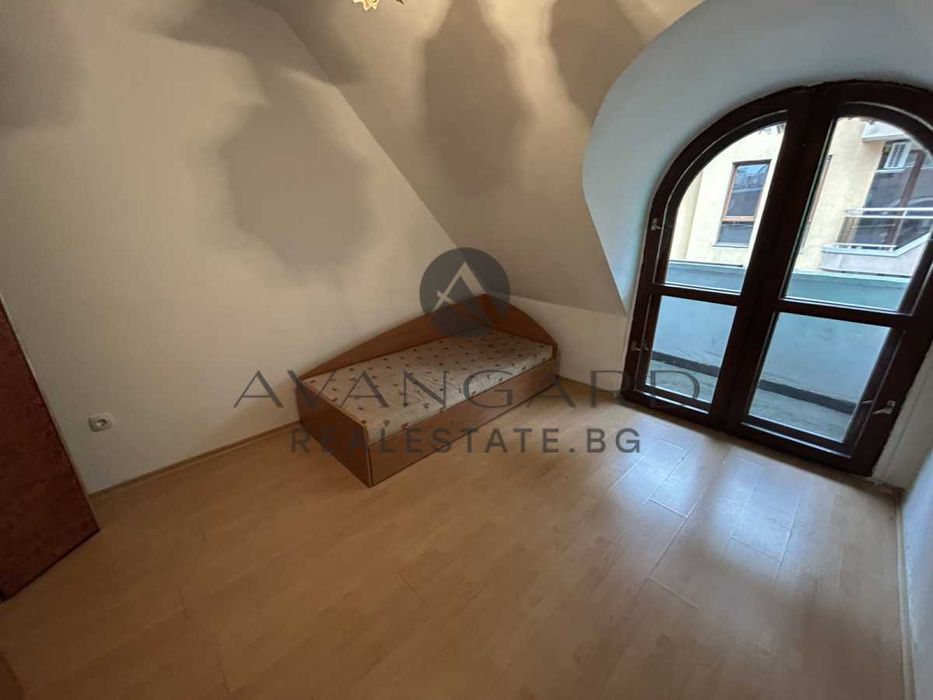 Продава се Тристаен апартамент в Пловдив, Кършияка - 104 кв.м за 1827 €/кв.м - Снимка #6