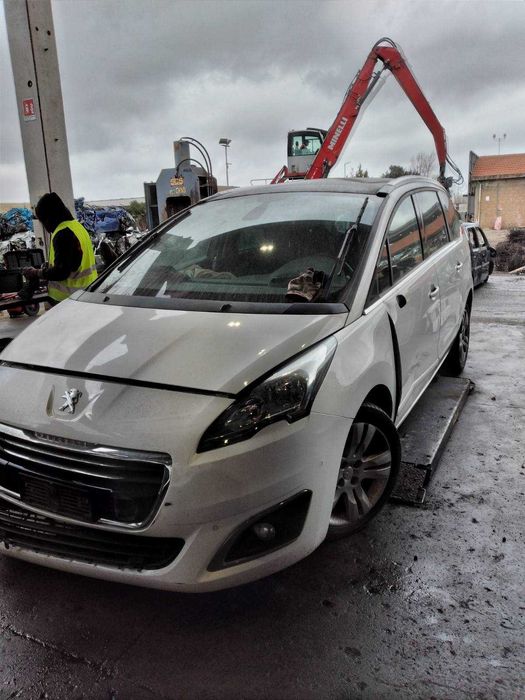 пежо 5008 2.0bluhdi/1.6hdi 2016 peugeot 5008 2.0bluhdi/1.6hdi на части